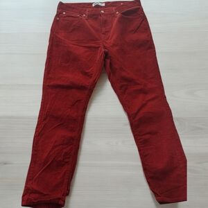 listing-status-banner